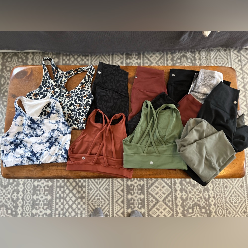 Brand name yoga bundle XS